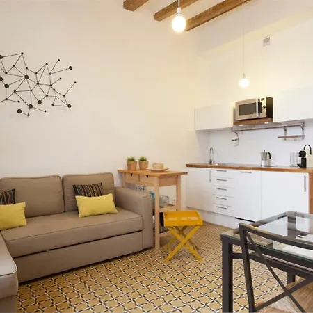 Borrell - Near Ramblas Апартаменты