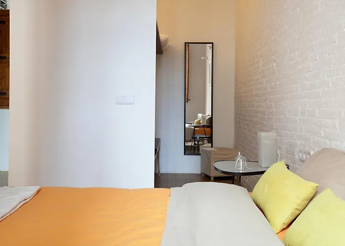 Borrell - Near Ramblas Apartament